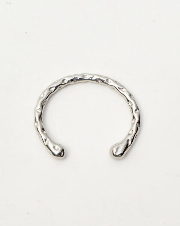 Sculpted gleam cuff silver