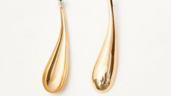 Molten drop earrings